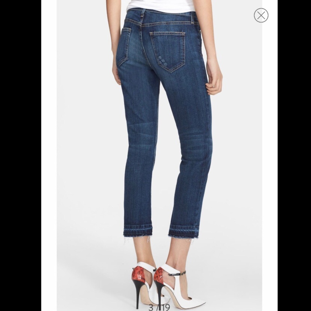 Current Elliot ankle cropped straight blue jeans